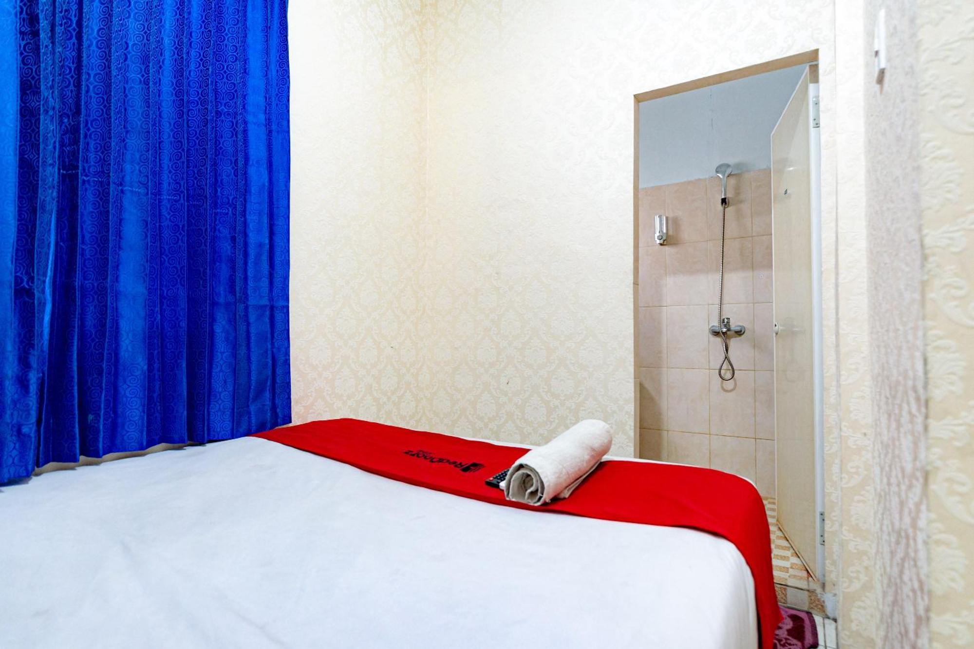 Reddoorz Near Rsud Dr Pringadi Medan 3 Hotel Exterior photo