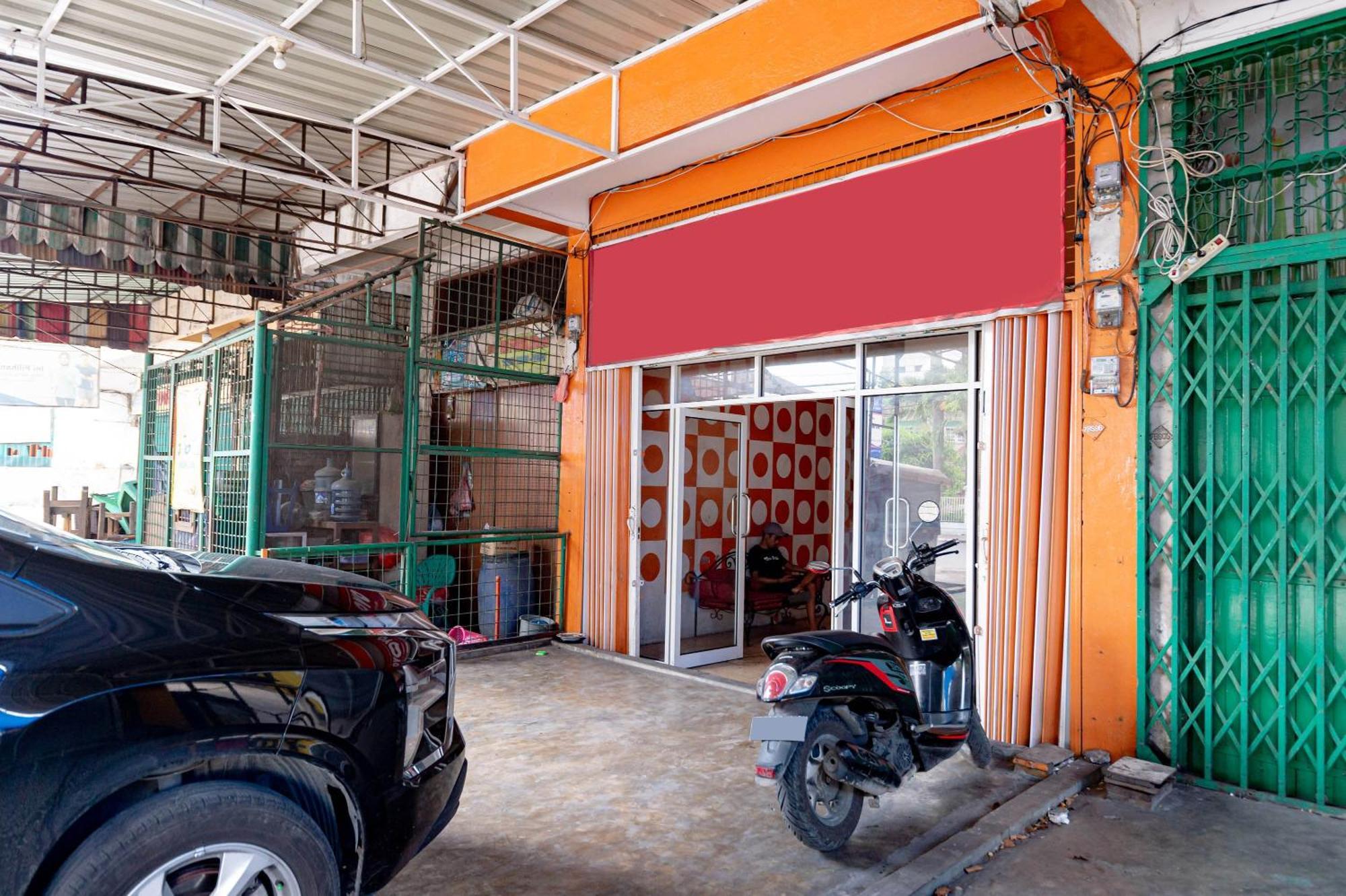 Reddoorz Near Rsud Dr Pringadi Medan 3 Hotel Exterior photo